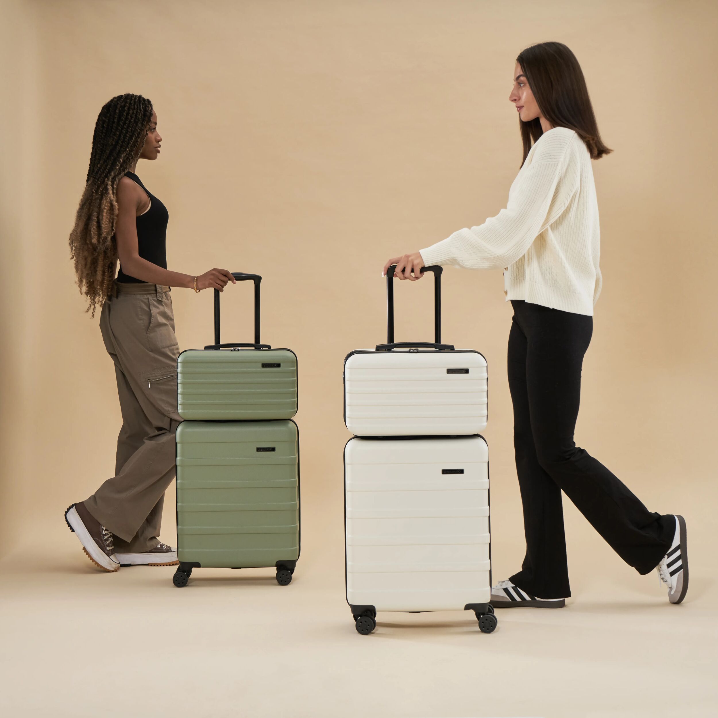 Anode 20L Vanity Case - 40x20x25 cm | Ryanair Cabin Bag – Cabin Max