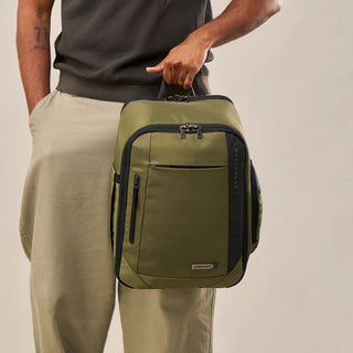 Manhattan Pro 24L Ryanair Cabin Bag 40x30x20 cm