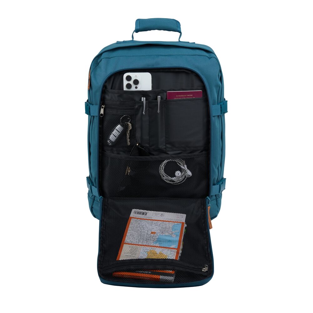 cabin max mini metz backpack 30L Color:Lunar Ash on-sale JanSport Right Pack Black