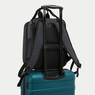 Paxos 24L Backpack with ShapeSafe™ Design - 40x30x20 cm