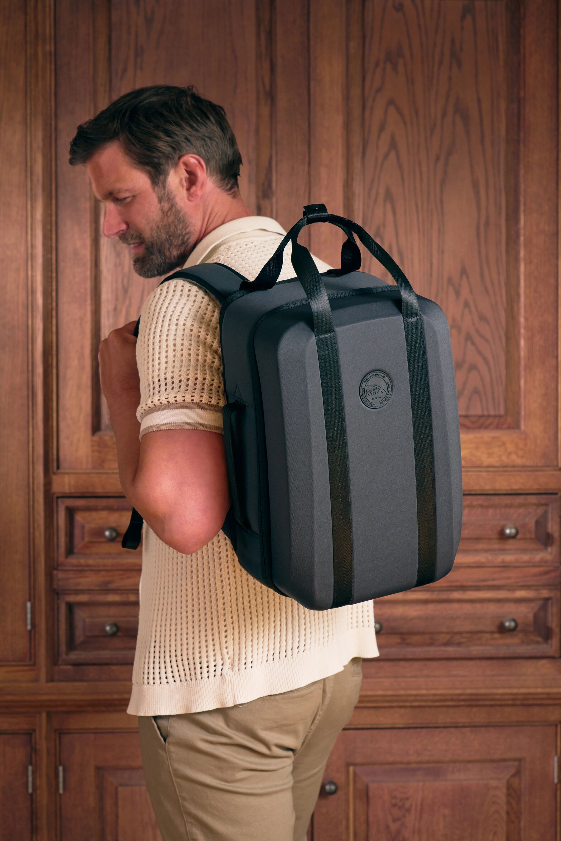 Cabin Max Paxos Borsa Da Cabina 20L (40x20x25 Cm) – Sottosella Anti-Rigonfiamento ShapeSafe – Leggera 680g – Apertura A Conchiglia – Crema