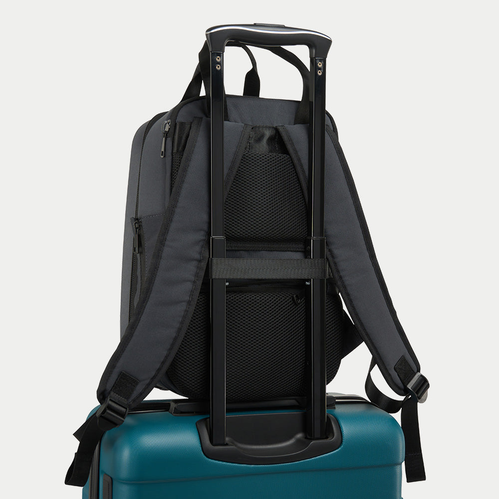 Cabin Max Paxos Borsa Sottosella per Cabina – Zaino ShapeSafe™ con Struttura Rigida – Compatibile con Ryanair, EasyJet e le Regole di Bagaglio a Mano della Maggior Parte delle Compagnie Aeree Cabin Max Paxos Borsa Sottosella per Cabina – Zaino ShapeSafe™ con Struttura Rigida – Compatibile con Ryanair, EasyJet e le Regole di Bagaglio a Mano della Maggior Parte delle Compagnie Aeree