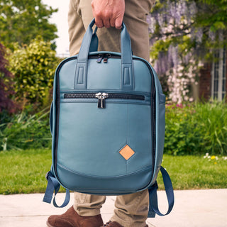 Poros Travel Backpack - 40x30x15 cm