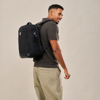 Santa Cruz Underseat Cabin Bag -Airline Compliant 40x30x20 cm For Ryanair, Easyjet, Wizzair