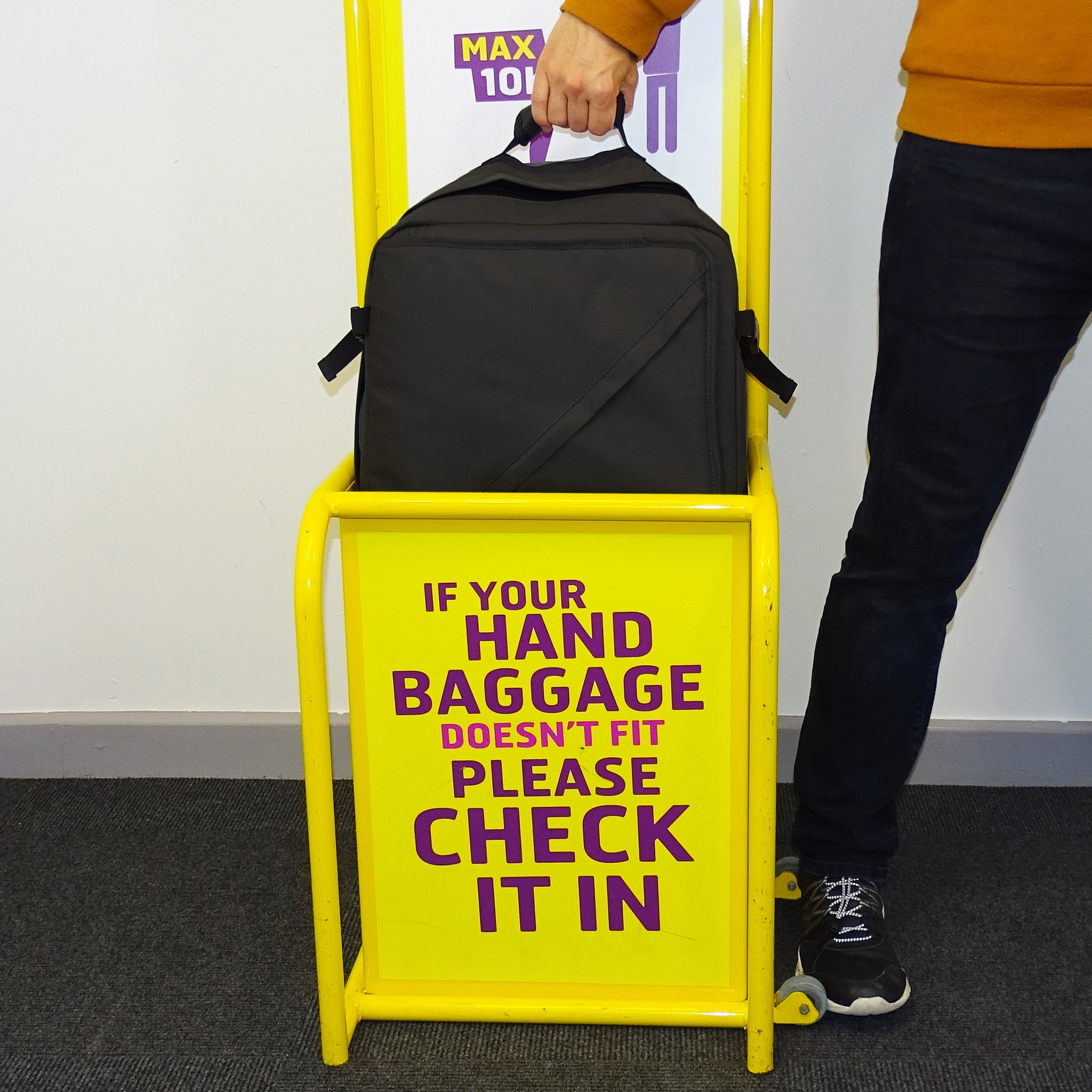 Greenwich 44L Hybrid Cabin Bag 55x40x20cm | Trolley Backpack