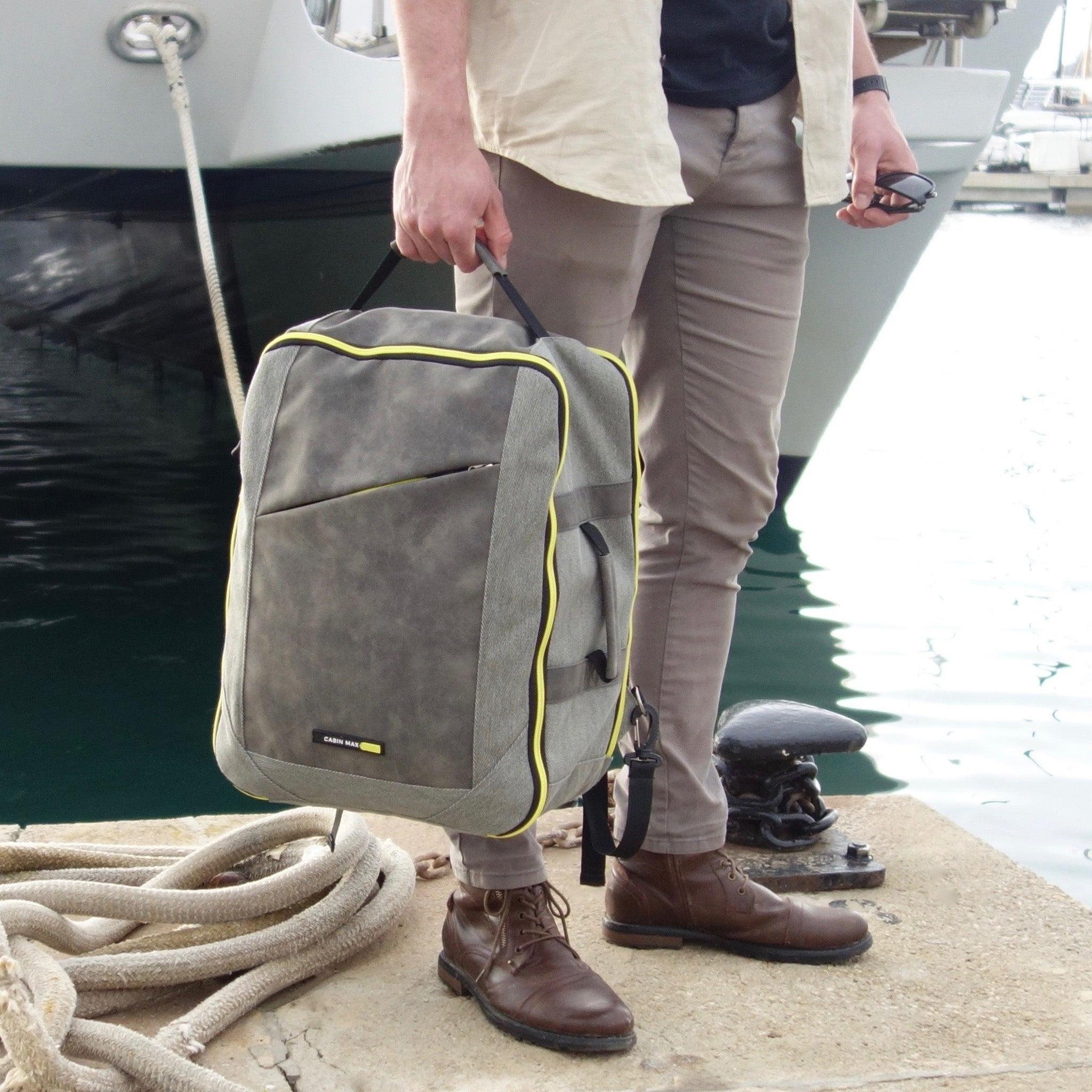 Manhattan Backpack Manhattan Backpack 30L - 45x36x20cm – Cabin Max